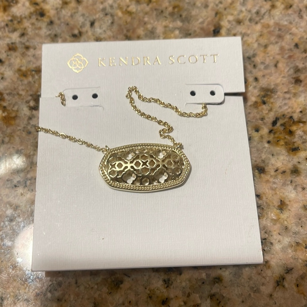 Kendra Scott gold dollie necklace -reposhing. Brand new